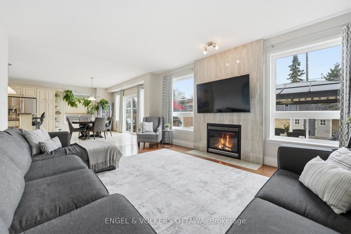 Photo 23 at 31 Leatherwood Crescent, Nepean (Stonebridge), Ottawa
