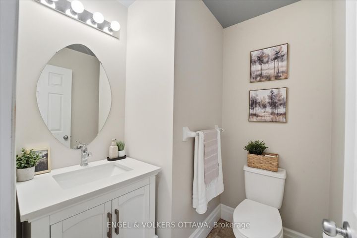 Photo 24 at 31 Leatherwood Crescent, Nepean (Stonebridge), Ottawa