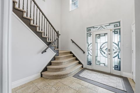 Photo 3 at 31 Leatherwood Crescent, Nepean (Stonebridge), Ottawa