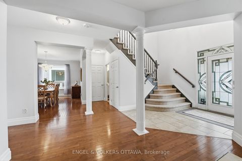 Photo 10 at 31 Leatherwood Crescent, Nepean (Stonebridge), Ottawa