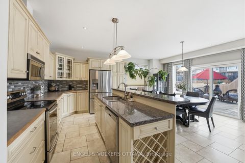 Photo 17 at 31 Leatherwood Crescent, Nepean (Stonebridge), Ottawa