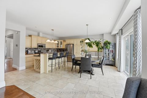 Photo 18 at 31 Leatherwood Crescent, Nepean (Stonebridge), Ottawa