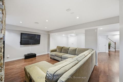 Photo 36 at 31 Leatherwood Crescent, Nepean (Stonebridge), Ottawa