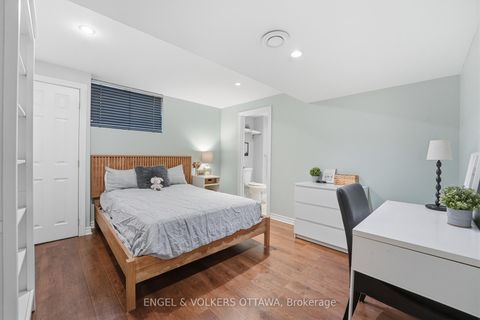 Photo 37 at 31 Leatherwood Crescent, Nepean (Stonebridge), Ottawa