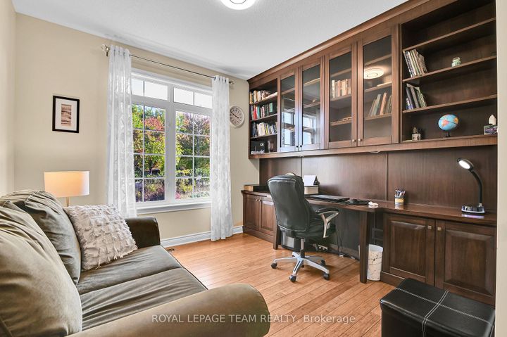 Photo 4 at 756 Kilbirnie Drive, Nepean (Stonebridge), Ottawa