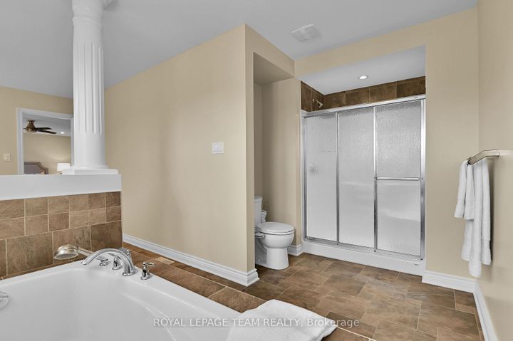 Photo 18 at 756 Kilbirnie Drive, Nepean (Stonebridge), Ottawa