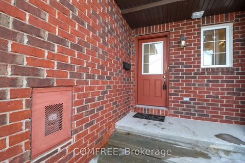 Photo 2 at 318 Amici Terrace, Emerald Meadows/Trailwest, Kanata