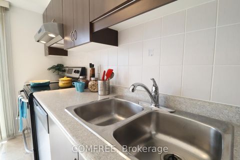 Photo 11 at 318 Amici Terrace, Emerald Meadows/Trailwest, Kanata