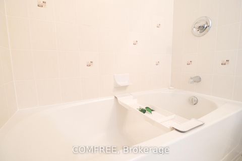 Photo 15 at 318 Amici Terrace, Emerald Meadows/Trailwest, Kanata