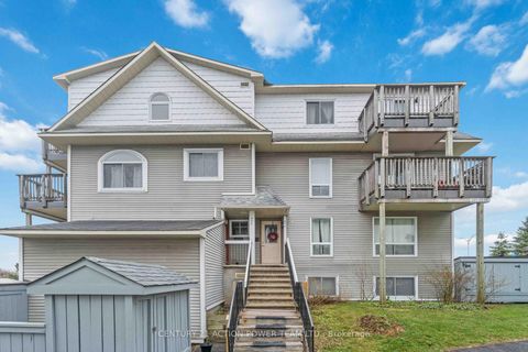 Photo 1 at 904 TANGUAY Court, Katimavik, Kanata