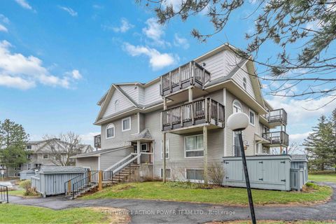 Photo 2 at 904 TANGUAY Court, Katimavik, Kanata