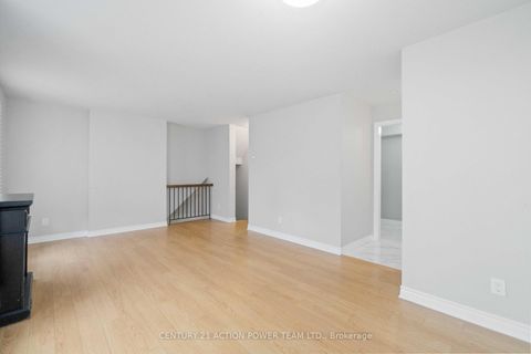 Photo 8 at 904 TANGUAY Court, Katimavik, Kanata