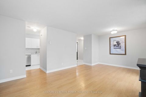 Photo 9 at 904 TANGUAY Court, Katimavik, Kanata