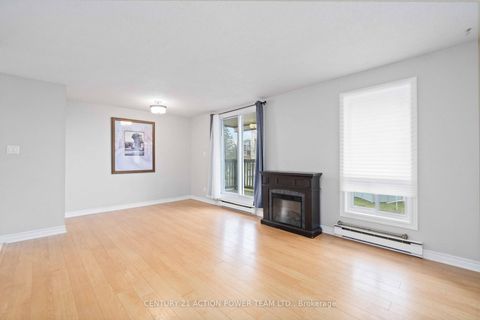 Photo 10 at 904 TANGUAY Court, Katimavik, Kanata