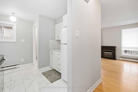 Photo 15 at 904 TANGUAY Court, Katimavik, Kanata