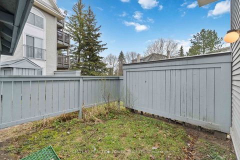 Photo 40 at 904 TANGUAY Court, Katimavik, Kanata