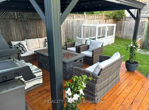 Photo 28 at 28 Glamorgan Drive, Glencairn/Hazeldean, Kanata