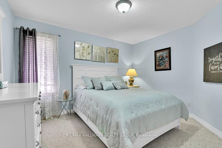 Photo 8 at 18 Spinney Way, Nepean (Longfields), Ottawa