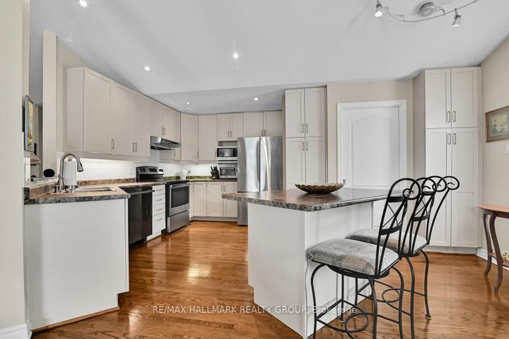 Photo 17 at 18 Spinney Way, Nepean (Longfields), Ottawa