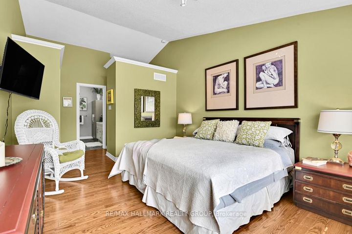 Photo 24 at 18 Spinney Way, Nepean (Longfields), Ottawa