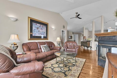 Photo 13 at 18 Spinney Way, Nepean (Longfields), Ottawa