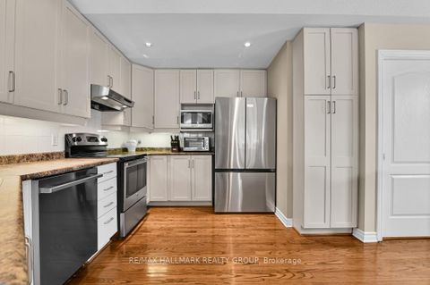 Photo 18 at 18 Spinney Way, Nepean (Longfields), Ottawa