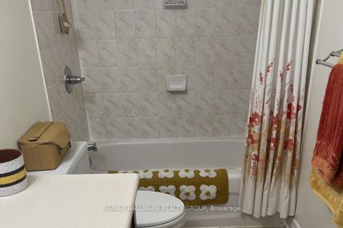 Photo 37 at 18 Spinney Way, Nepean (Longfields), Ottawa