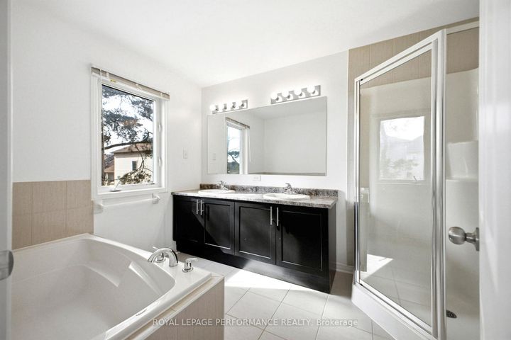 Photo 22 at 15 Dundalk Private, Nepean (Stonebridge), Ottawa