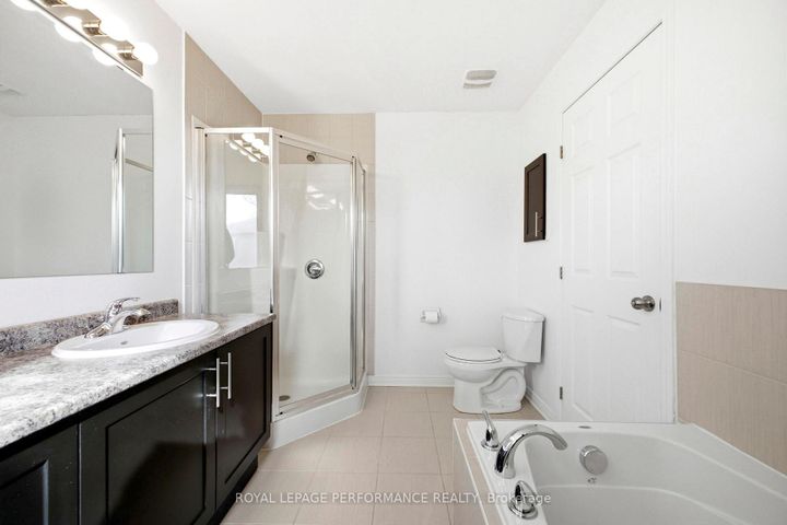 Photo 23 at 15 Dundalk Private, Nepean (Stonebridge), Ottawa