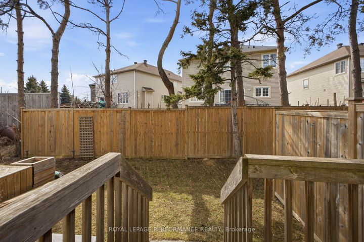 Photo 31 at 15 Dundalk Private, Nepean (Stonebridge), Ottawa