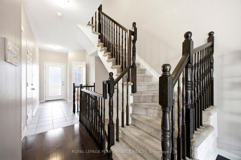 Photo 5 at 15 Dundalk Private, Nepean (Stonebridge), Ottawa