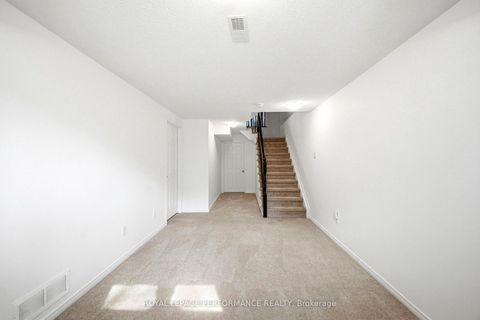 Photo 30 at 15 Dundalk Private, Nepean (Stonebridge), Ottawa