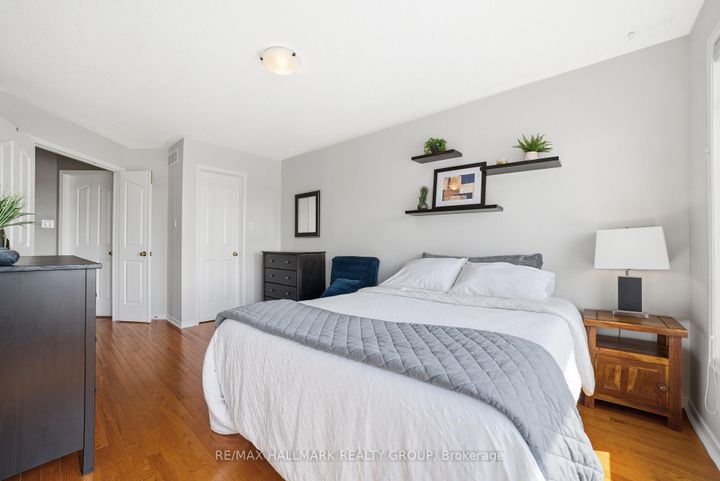 Photo 13 at 121 Corinth Private, Nepean (Merivale Industrial Park/Citiplace), Ottawa