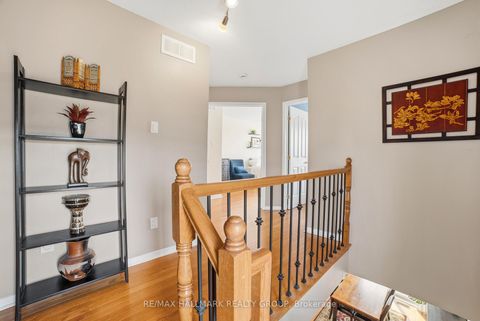 Photo 10 at 121 Corinth Private, Nepean (Merivale Industrial Park/Citiplace), Ottawa