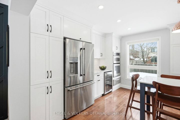 Photo 12 at 12 Mancil Drive, Nepean (Knollsbrook), Ottawa