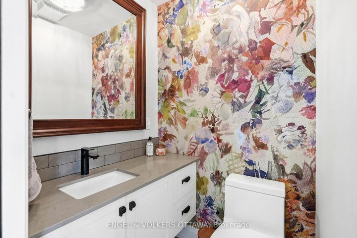 Photo 21 at 12 Mancil Drive, Nepean (Knollsbrook), Ottawa