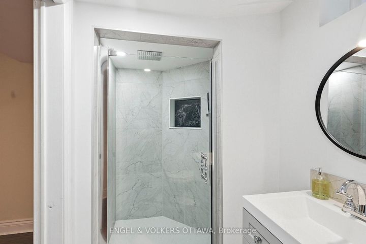 Photo 37 at 12 Mancil Drive, Nepean (Knollsbrook), Ottawa