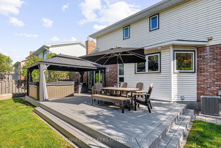Photo 40 at 12 Mancil Drive, Nepean (Knollsbrook), Ottawa