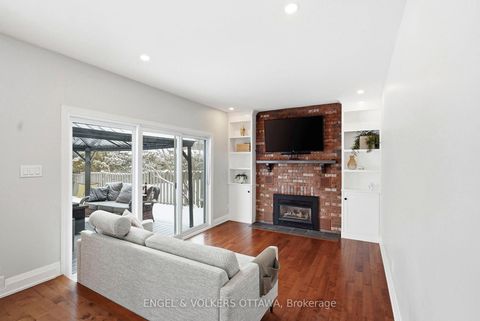 Photo 18 at 12 Mancil Drive, Nepean (Knollsbrook), Ottawa