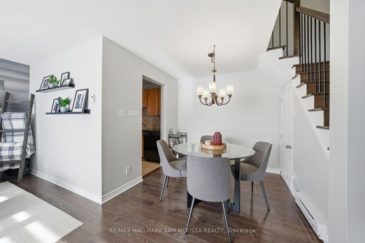 Photo 12 at B - 25 Woodvale Green, Nepean (Craig Henry/Woodvale), Ottawa