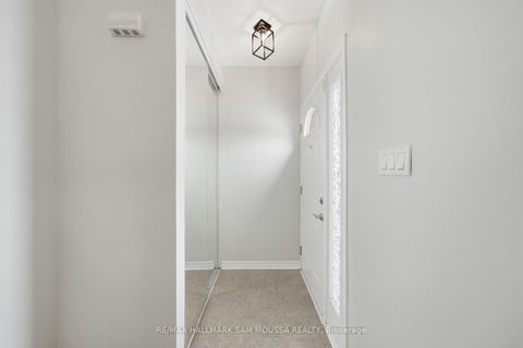 Photo 4 at B - 25 Woodvale Green, Nepean (Craig Henry/Woodvale), Ottawa