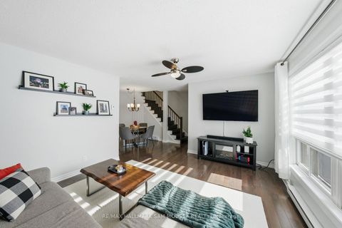 Photo 9 at B - 25 Woodvale Green, Nepean (Craig Henry/Woodvale), Ottawa