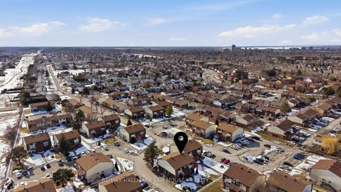 Photo 37 at B - 25 Woodvale Green, Nepean (Craig Henry/Woodvale), Ottawa