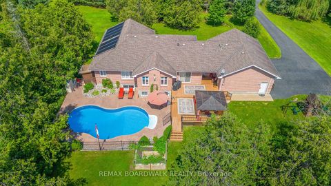 Photo 2 at 14 Panandrick View Drive, Rural Kanata (Central), Kanata