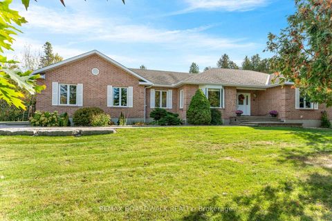 Photo 3 at 14 Panandrick View Drive, Rural Kanata (Central), Kanata