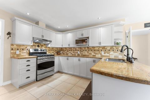 Photo 13 at 14 Panandrick View Drive, Rural Kanata (Central), Kanata