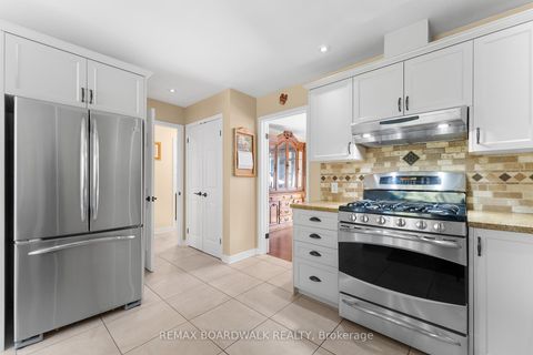 Photo 14 at 14 Panandrick View Drive, Rural Kanata (Central), Kanata