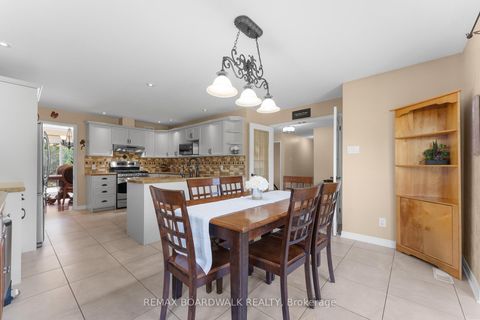 Photo 16 at 14 Panandrick View Drive, Rural Kanata (Central), Kanata