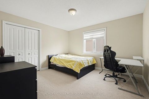 Photo 15 at 845 Contour Street, Mer Bleue/Bradley Estates/Anderson Park, Orleans