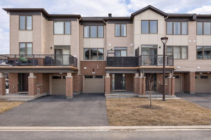 Photo 0 at 738 Chromite Private, Nepean (Heritage Park), Ottawa